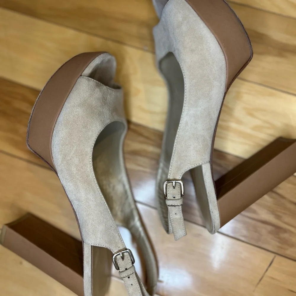 Stuart Weitzman fast minimalist